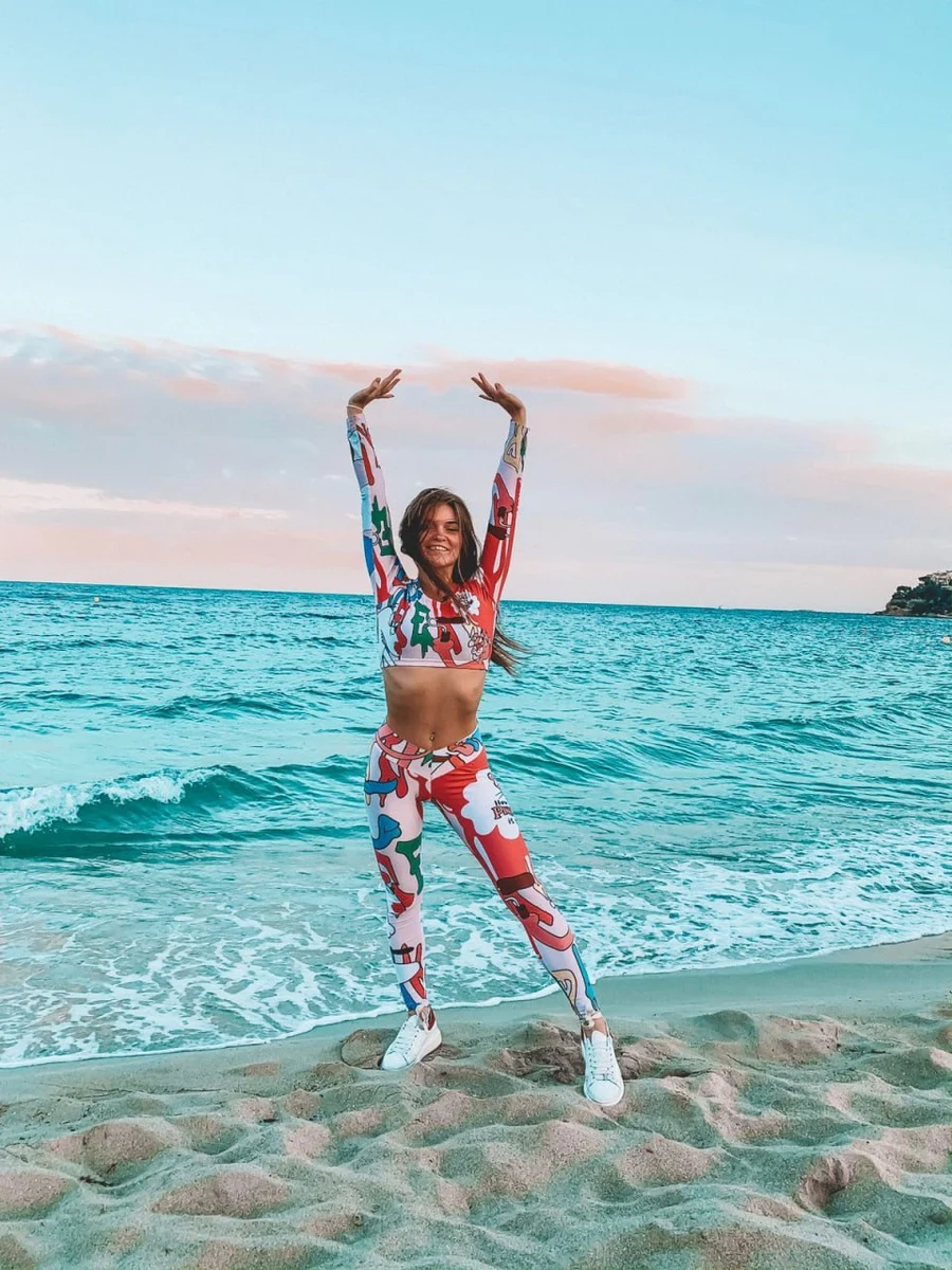 Ameli escort in Paris