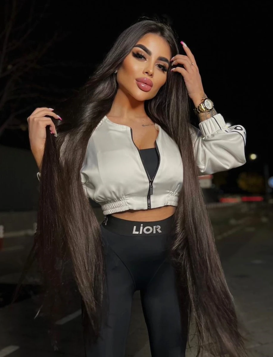 Mariam escort in Paris